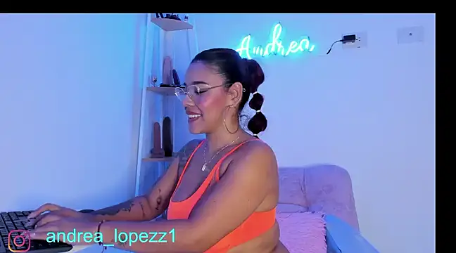 andrea lopezz  online show from December 2024 05:15:01 AM