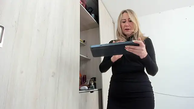 ashleymilf 1 online show from September 2025 01:43:02 PM