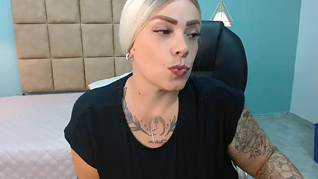 natalygolden69 online show from March 2025 12:52:02 PM