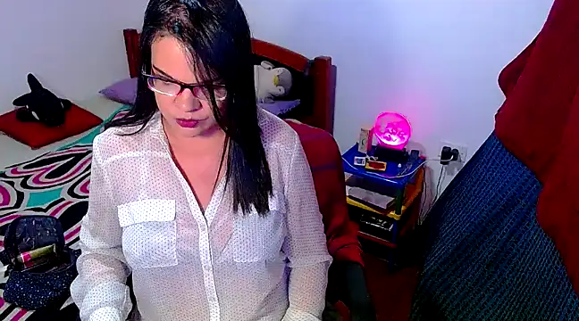 Snapshot of luchiana_hott21 chatting on March 2025 08:18:02 PM luchiana hott21 online show from March 2025 08:18:02 PM