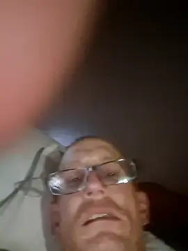 Snapshot of Wyley@xh chatting on October 2025 11:38:01 AM Wyleyxh online show from October 2025 11:38:01 AM