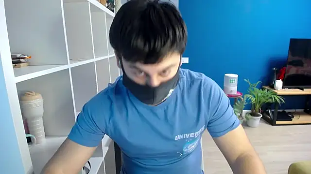 Snapshot of Tomguys chatting on February 2025 03:31:01 PM Tomguys online show from February 2025 03:31:01 PM