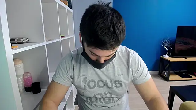 Snapshot of Tomguys chatting on March 2025 03:46:02 PM Tomguys online show from March 2025 03:46:02 PM