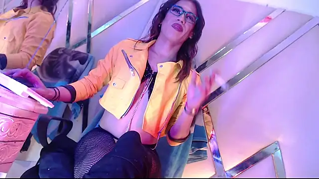 Snapshot of StefyFerrer chatting on October 2025 02:45:01 AM StefyFerrer online show from October 2025 02:45:01 AM