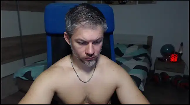 RobbyShawz online show from December 2024 11:52:02 AM