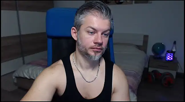 RobbyShawz online show from December 2024 09:47:02 AM