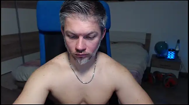 RobbyShawz online show from December 2024 10:50:02 AM