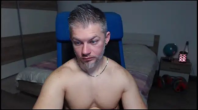 RobbyShawz online show from December 2024 05:27:02 AM