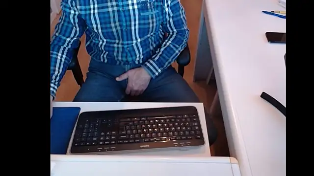 dutchpornking online show from January 2025 08:02:01 AM