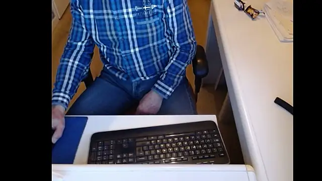 dutchpornking online show from January 2025 05:59:01 PM