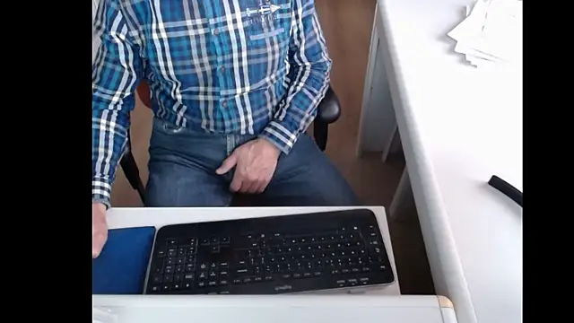 dutchpornking online show from January 2025 08:41:01 AM
