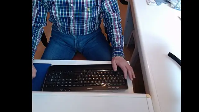 dutchpornking online show from January 2025 02:19:01 PM