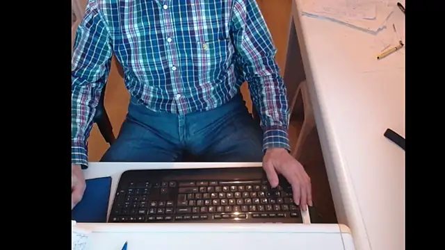 dutchpornking online show from January 2025 04:41:01 PM