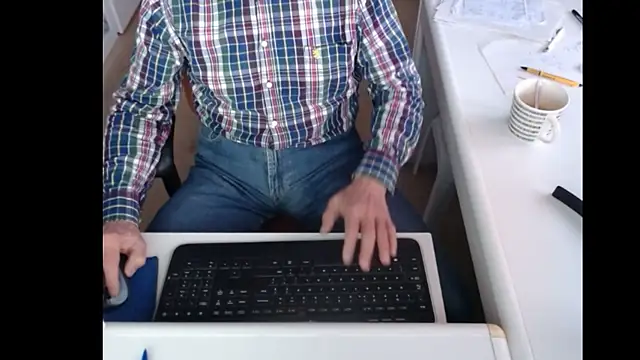 dutchpornking online show from January 2025 08:01:01 AM