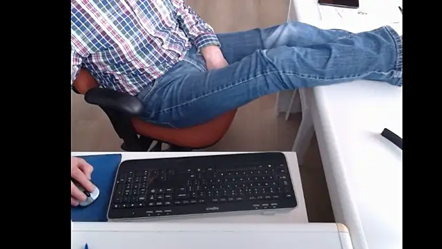 dutchpornking online show from January 2025 01:21:01 PM