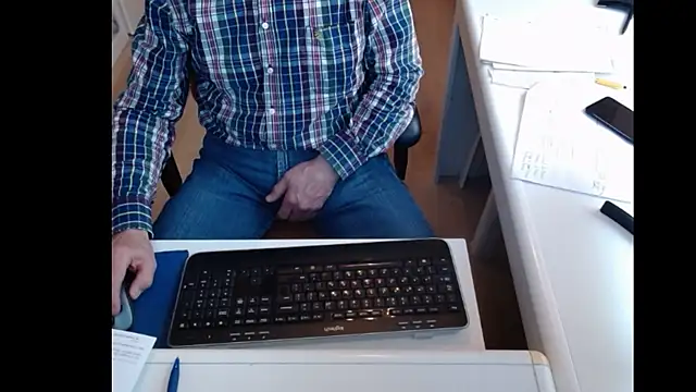 dutchpornking online show from January 2025 01:23:02 PM