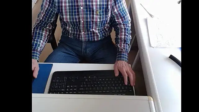dutchpornking online show from February 2025 08:39:02 AM