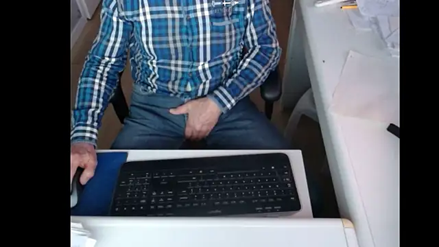 dutchpornking online show from February 2025 04:50:01 PM