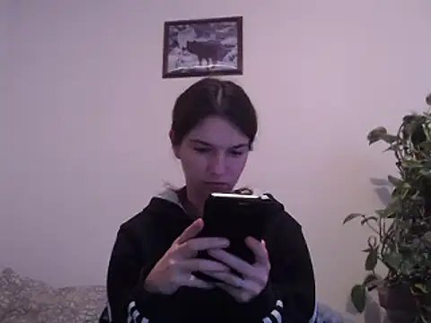 Snapshot of Geile-Luna chatting on December 2024 06:34:02 PM Geile-Luna online show from December 2024 06:34:02 PM