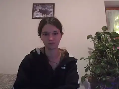Snapshot of Geile-Luna chatting on December 2024 07:52:02 PM Geile-Luna online show from December 2024 07:52:02 PM