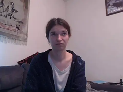 Snapshot of Geile-Luna chatting on January 2025 06:20:01 PM Geile-Luna online show from January 2025 06:20:01 PM
