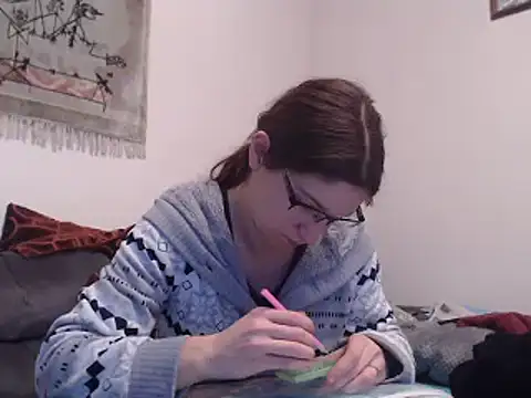 Snapshot of Geile-Luna chatting on February 2025 07:33:01 PM Geile-Luna online show from February 2025 07:33:01 PM
