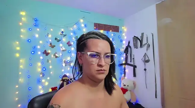 Britney taylor  online show from December 2024 05:53:02 AM