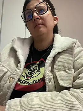 SWEETLILY18 online show from December 2024 11:55:01 AM