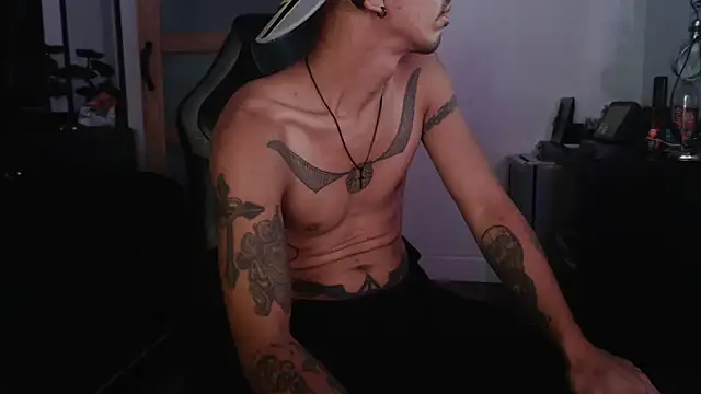 Snapshot of inc25cb@xh chatting on October 2025 04:53:02 AM inc25cbxh online show from October 2025 04:53:02 AM