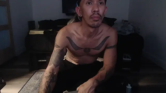 Snapshot of inc25cb@xh chatting on December 2025 11:21:02 PM inc25cbxh online show from December 2025 11:21:02 PM