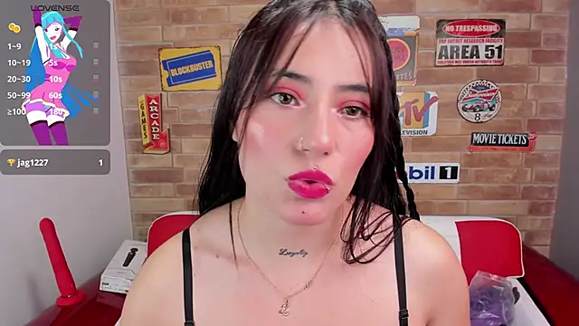 miss sharlotte18 online show from January 2025 06:01:02 PM