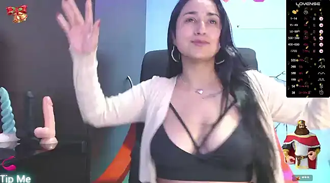 Annyee1 online show from December 2024 02:38:02 PM