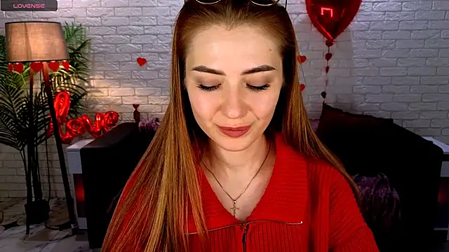 Snapshot of Adelyna_Bird chatting on February 2025 11:42:02 AM Adelyna Bird online show from February 2025 11:42:02 AM