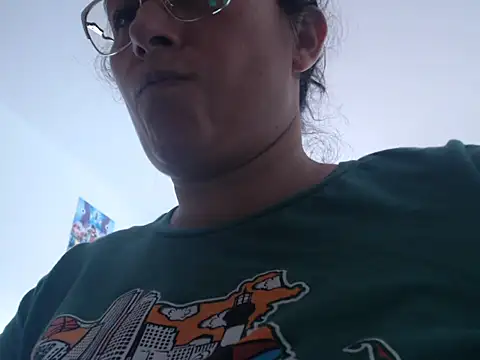 Snapshot of andreaisis2 chatting on November 2025 06:51:01 PM andreaisis2 online show from November 2025 06:51:01 PM