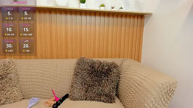 Azahara wood online show from September 2025 07:57:01 PM