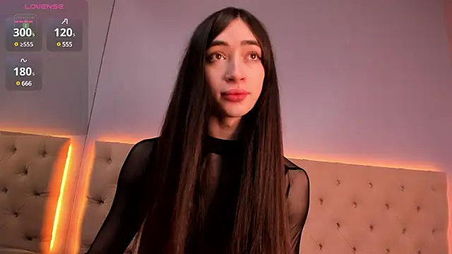 NickieRainer online show from January 2025 12:26:01 PM