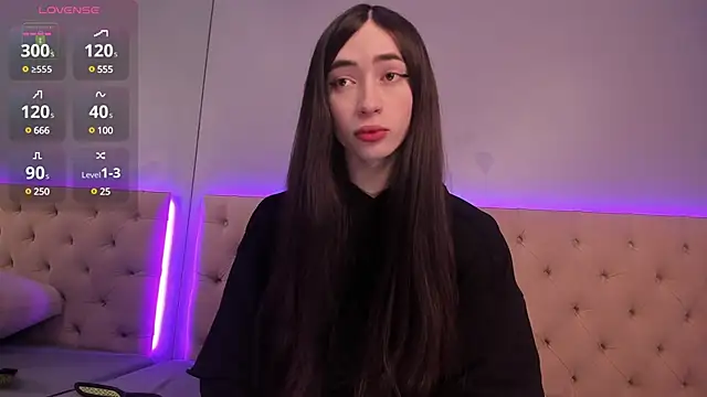 NickieRainer online show from February 2025 10:37:02 AM