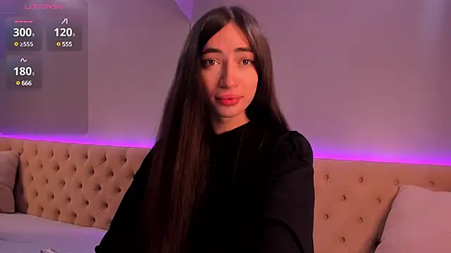 NickieRainer online show from March 2025 02:23:01 PM