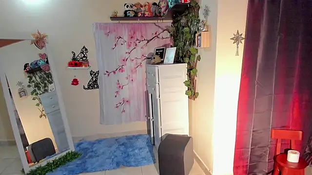 Snapshot of annyluna1 chatting on December 2025 12:05:02 AM annyluna1 online show from December 2025 12:05:02 AM