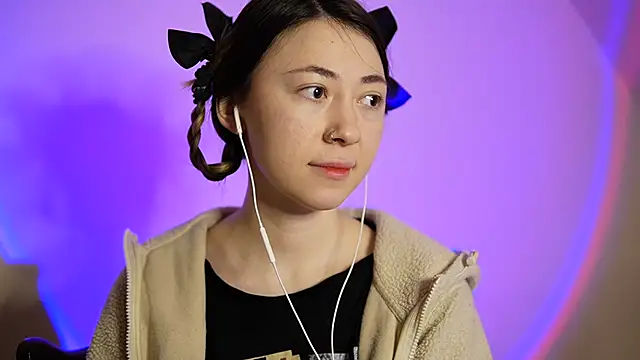 chibi moon  online show from December 2024 05:11:01 PM