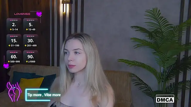 Holl1Would online show from February 2025 03:41:01 AM