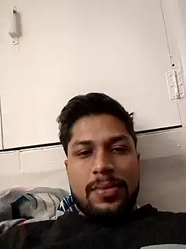 Snapshot of _IRRESISTIBLE_ chatting on November 2025 02:22:01 PM IRRESISTIBLE online show from November 2025 02:22:01 PM