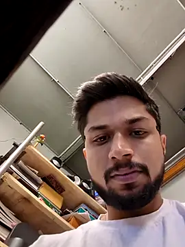 Snapshot of _IRRESISTIBLE_ chatting on November 2025 10:15:02 AM IRRESISTIBLE online show from November 2025 10:15:02 AM