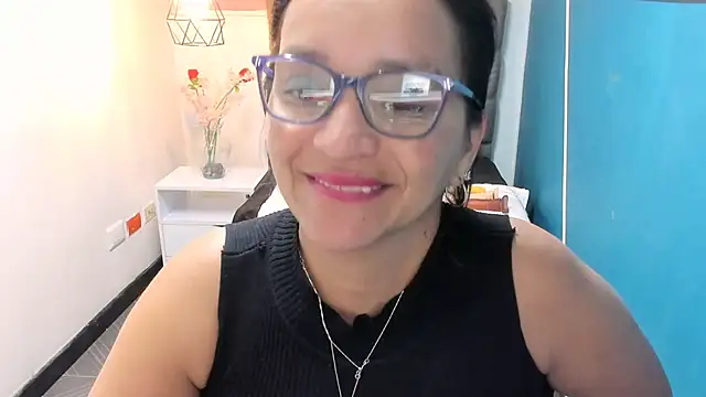 MarilynMiilf  online show from December 2024 10:47:02 PM