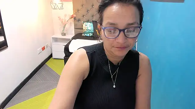 MarilynMiilf  online show from December 2024 01:48:02 AM
