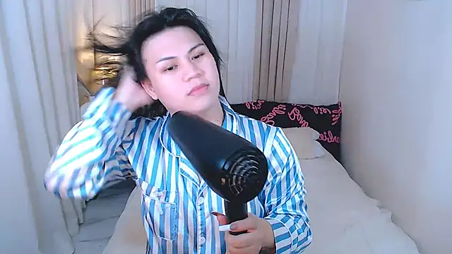 Snapshot of Mimi_Cums chatting on November 2025 04:25:01 AM Mimi Cums online show from November 2025 04:25:01 AM