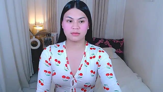 Snapshot of Mimi_Cums chatting on November 2025 12:57:02 AM Mimi Cums online show from November 2025 12:57:02 AM