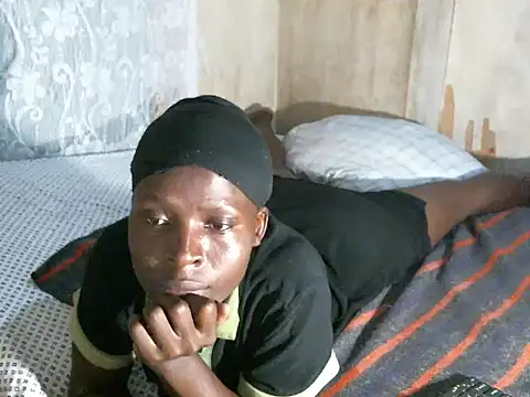 cute-shamza online show from December 2025 05:07:02 PM