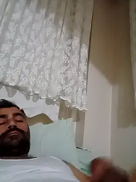 Snapshot of kevgir08 chatting on October 2025 10:37:01 PM kevgir08 online show from October 2025 10:37:01 PM