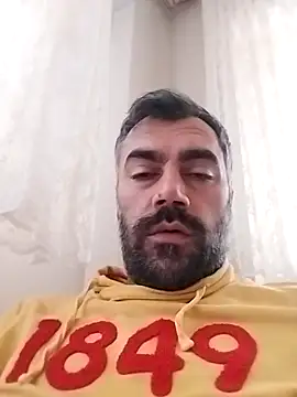 Snapshot of kevgir08 chatting on November 2025 01:55:02 PM kevgir08 online show from November 2025 01:55:02 PM